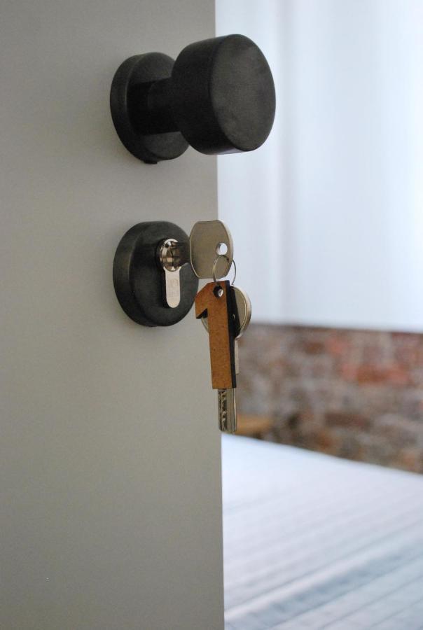 Studios Am Kniepertor In Der Altstadt Щралзунд Екстериор снимка
